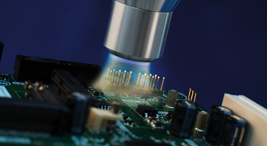 等離子清洗在航空電子產(chǎn)品PCB三防涂覆前的應用